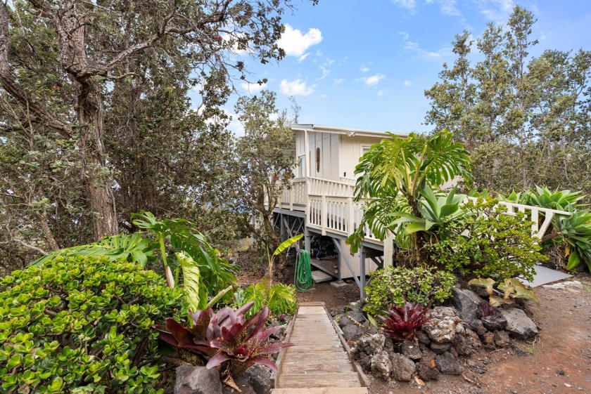 Aloha and welcome to 92-8779 Reef Parkway - your refreshed - Beach Home for sale in Ocean View, Hawaii on Beachhouse.com