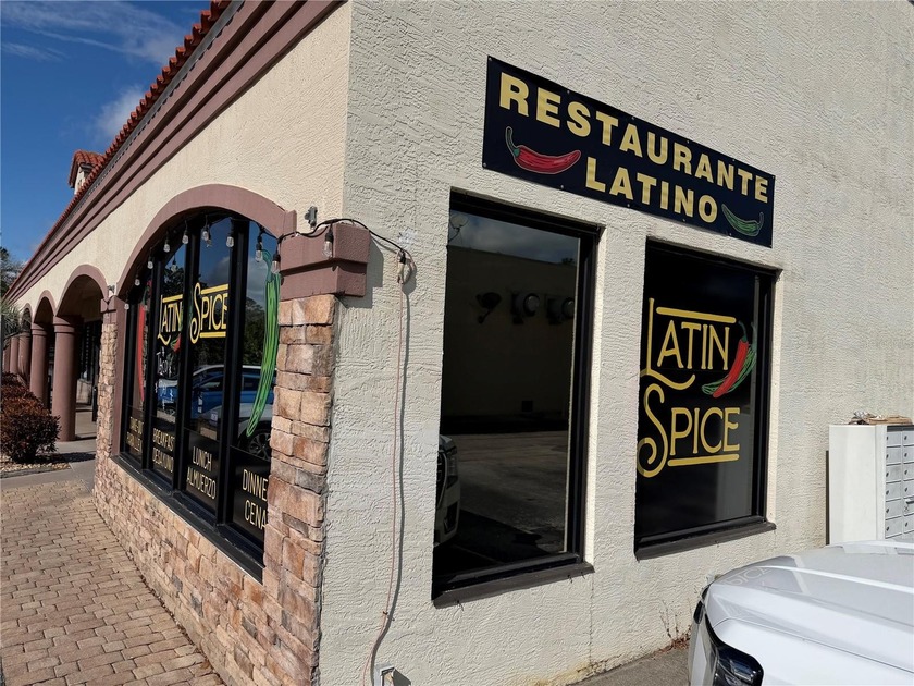 BRING YOUR BUYERS !!! PRICED TO SELL . REMODELED RESTAURANT AND - Beach Commercial for sale in Palm Coast, Florida on Beachhouse.com