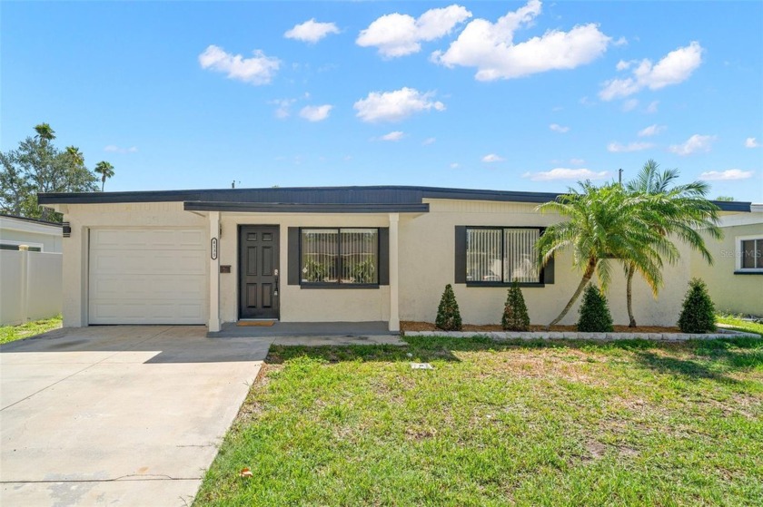 Beautiful fully remodeled 4 bedroom, 3 bath, The Main house is 3 - Beach Home for sale in St. Petersburg, Florida on Beachhouse.com