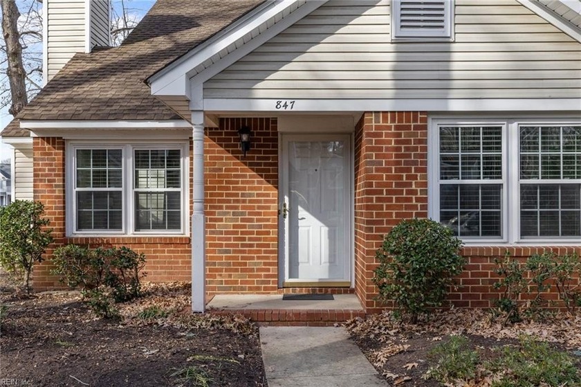 Welcome home to this inviting 2-bedroom, 2-bath condo in the - Beach Condo for sale in Newport News, Virginia on Beachhouse.com