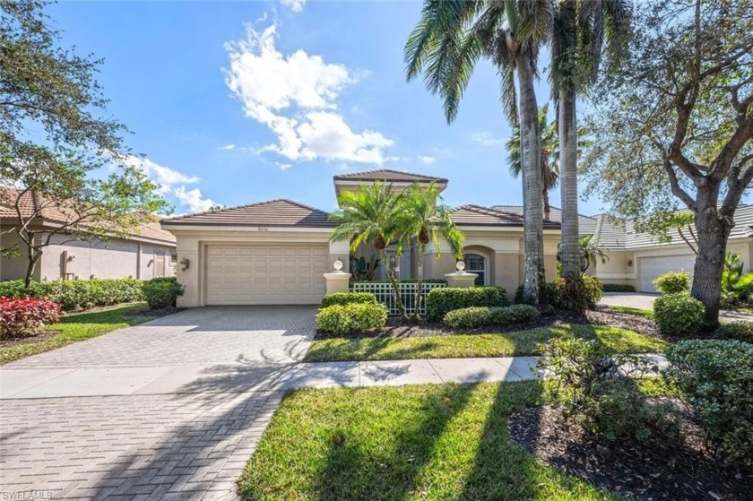 Welcome to the Kensington Community! This Arthur Rutenberg - Beach Home for sale in Naples, Florida on Beachhouse.com