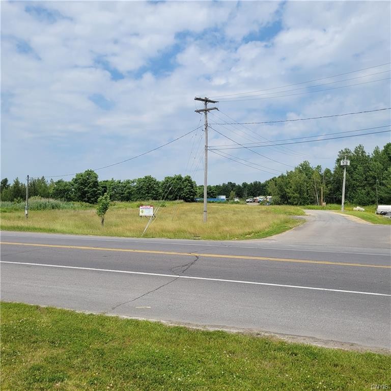 High visibility 49.8 +/- commercial development parcel with 133 - Beach Acreage for sale in Pulaski, New York on Beachhouse.com