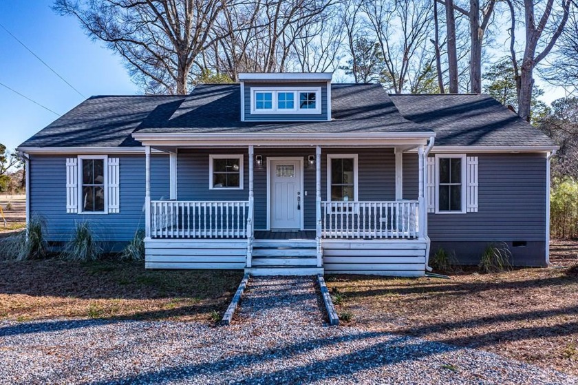 BRAND NEW CONSTRUCTION!  3 BEDROOM, 2 BATH HOME LOCATED ON ROCK - Beach Home for sale in Reedville, Virginia on Beachhouse.com