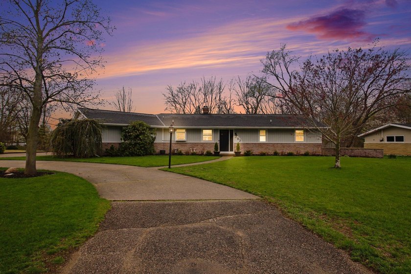 **OPEN HOUSE this Saturday, April 18 2:30-4pm** Welcome to this - Beach Home for sale in Holland, Michigan on Beachhouse.com