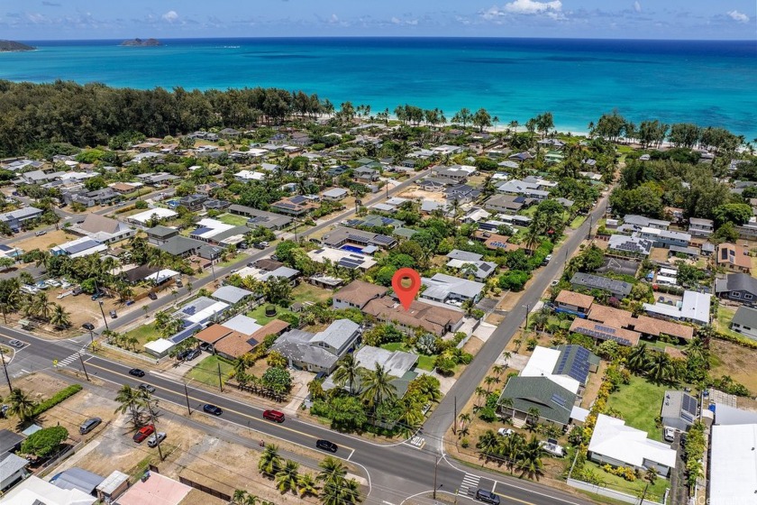 Rare opportunity with great potentials, for either own family - Beach Home for sale in Waimanalo, Hawaii on Beachhouse.com