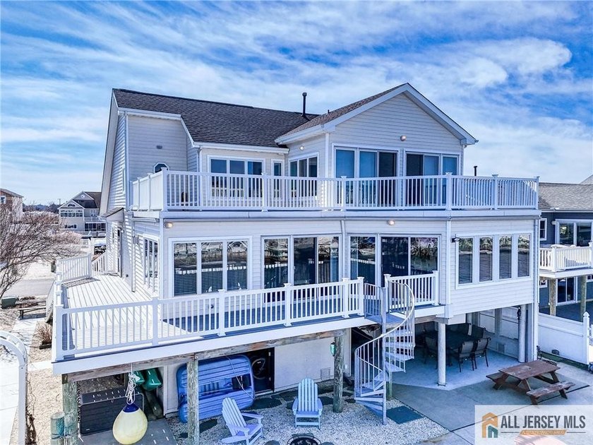 Welcome to your waterfront dream home in prestigious Osborn - Beach Home for sale in Little Egg Harbor, New Jersey on Beachhouse.com