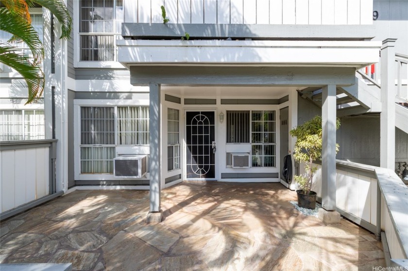 Welcome to this well-maintained ground floor unit at Crosspointe - Beach Condo for sale in Honolulu, Hawaii on Beachhouse.com