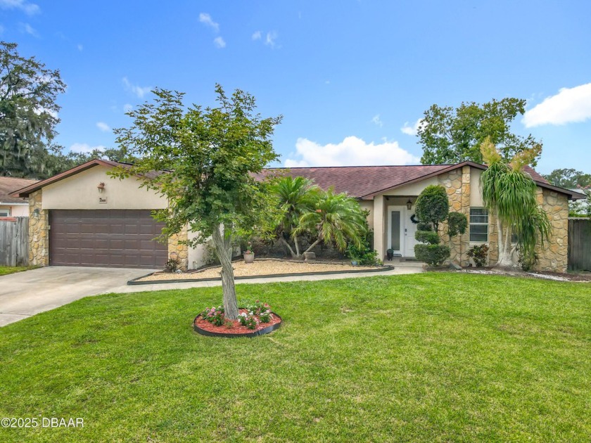 WELCOME, to this beautifully maintained, move-in ready home - Beach Home for sale in Port Orange, Florida on Beachhouse.com
