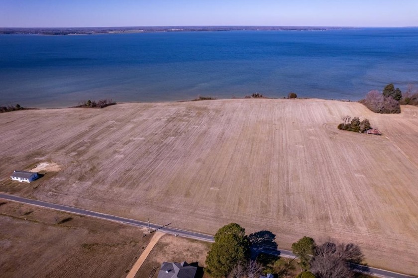 Discover a rare opportunity to own a stunning 5+/- and acres of - Beach Lot for sale in Lancaster, Virginia on Beachhouse.com