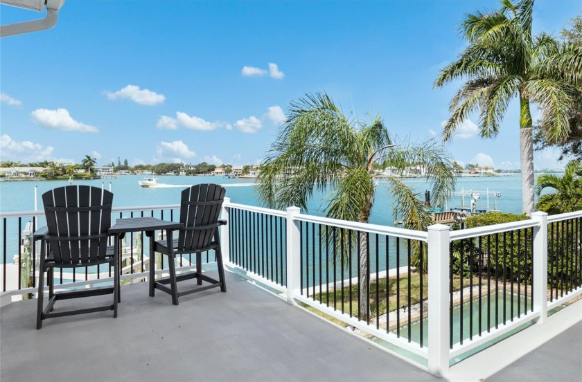 Situated in Harbor Bluffs, one of Pinellas county's premium - Beach Home for sale in Largo, Florida on Beachhouse.com