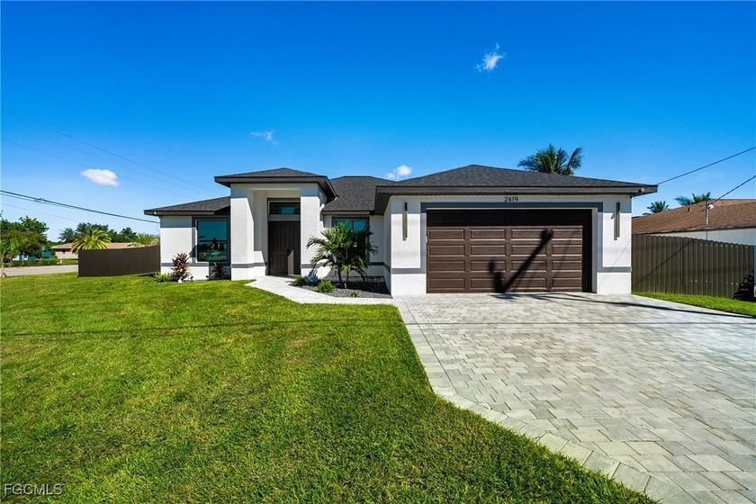 Huge Price decrease!!! Welcome to 2419 Country Club Blvd in Cape - Beach Home for sale in Cape Coral, Florida on Beachhouse.com