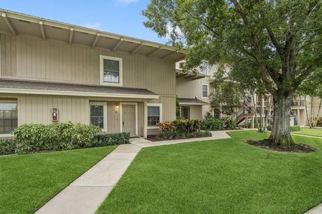 Architecturally designed, open kitchen and completely gut - Beach Condo for sale in Jupiter, Florida on Beachhouse.com