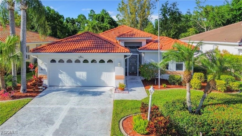 Welcome to this beautifully updated 2-bedroom, 2-bath - Beach Home for sale in North Fort Myers, Florida on Beachhouse.com