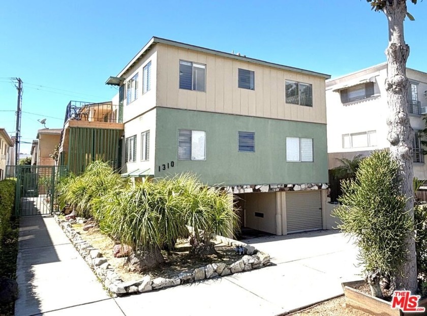 Located just north of Santa Monica Blvd, this well-maintained - Beach Home for sale in Santa Monica, California on Beachhouse.com