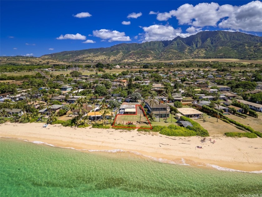 Build your idyllic oceanfront getaway on the less traveled side - Beach Lot for sale in Waialua, Hawaii on Beachhouse.com