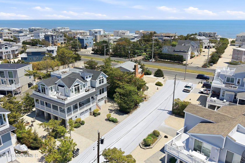 Nestled on an oversized 100x100 Bayblock lot in highly - Beach Home for sale in Long Beach Island, New Jersey on Beachhouse.com