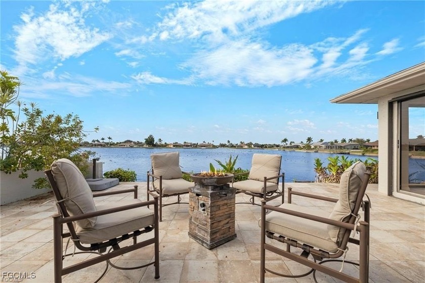 Gorgeous LAKEFRONT sunsets await you! Located in one of the most - Beach Home for sale in Cape Coral, Florida on Beachhouse.com