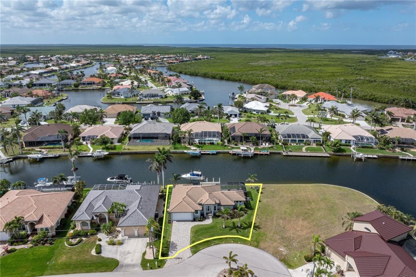 CUSTOM BSI WATERFRONT HOME **COMPLETED IN 2022** W/105FT OF - Beach Home for sale in Punta Gorda, Florida on Beachhouse.com