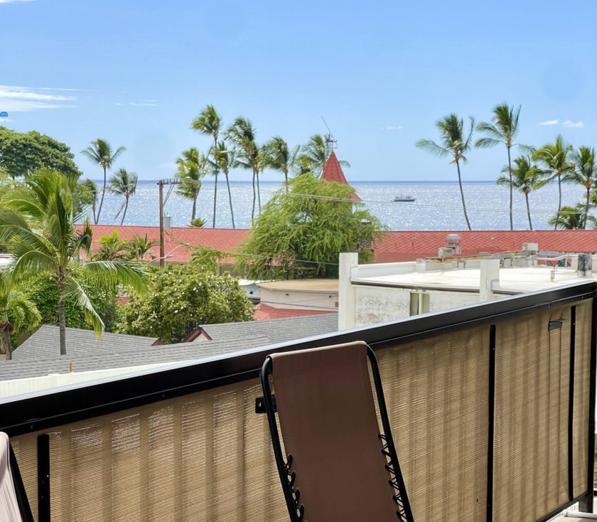 Kona Plaza Penthouse: Luxury 3-Bedroom, 2-Bath Condo in the - Beach Apartment for sale in Kailua Kona, Hawaii on Beachhouse.com