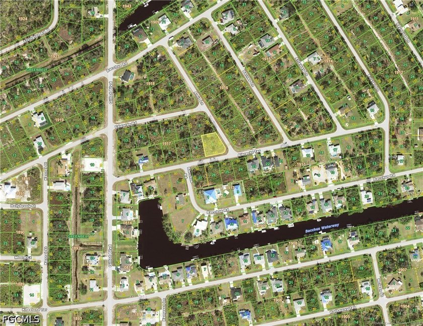 Over a 1/4 of an acre corner lot with a very nice southern rear - Beach Lot for sale in Port Charlotte, Florida on Beachhouse.com