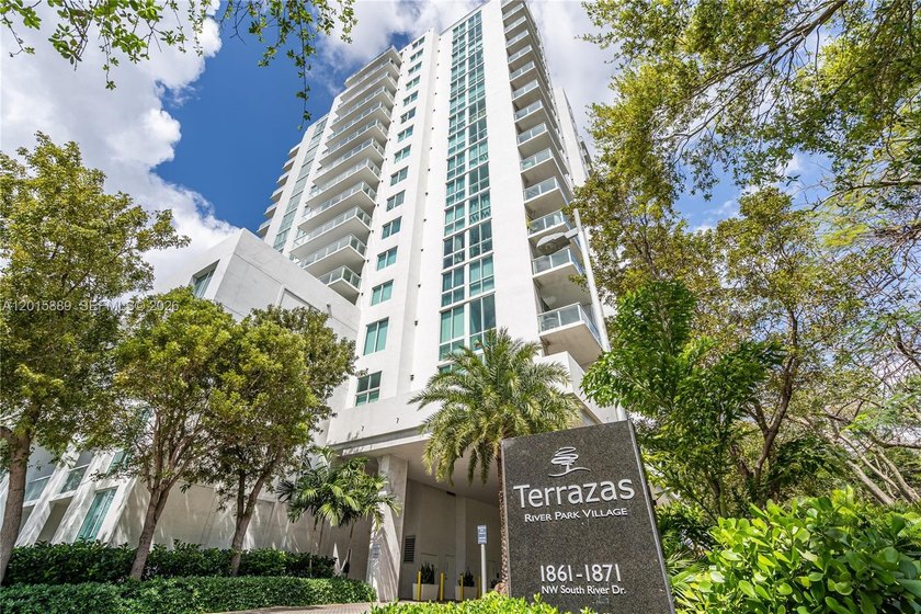 Discover the perfect blend of luxury, comfort, and convenience - Beach Condo for sale in Miami, Florida on Beachhouse.com