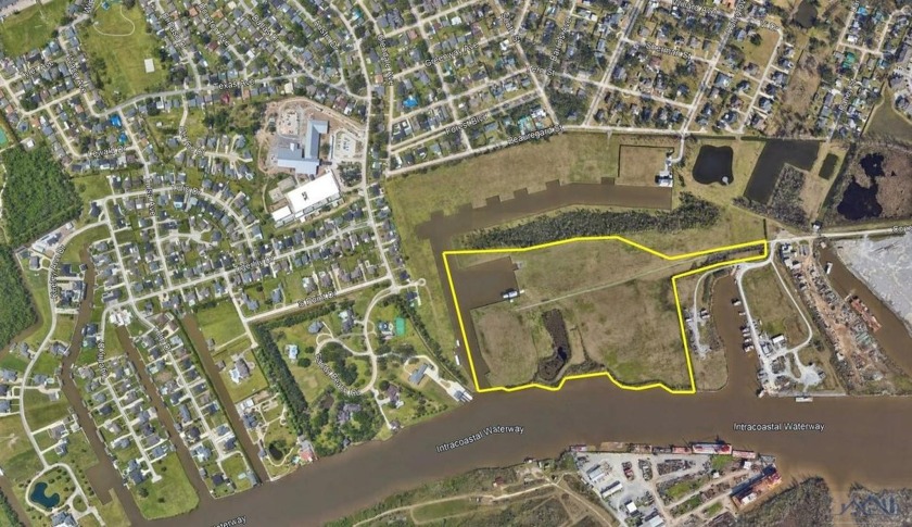 40+ acres of waterfront property with over 1,500 linear feet of - Beach Acreage for sale in Houma, Louisiana on Beachhouse.com