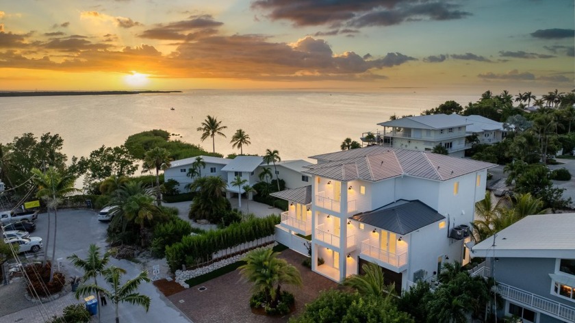 BRAND NEW CONSTRUCTION WITH BAY VIEWS! Welcome to a stunning new - Beach Home for sale in Plantation Key, Florida on Beachhouse.com