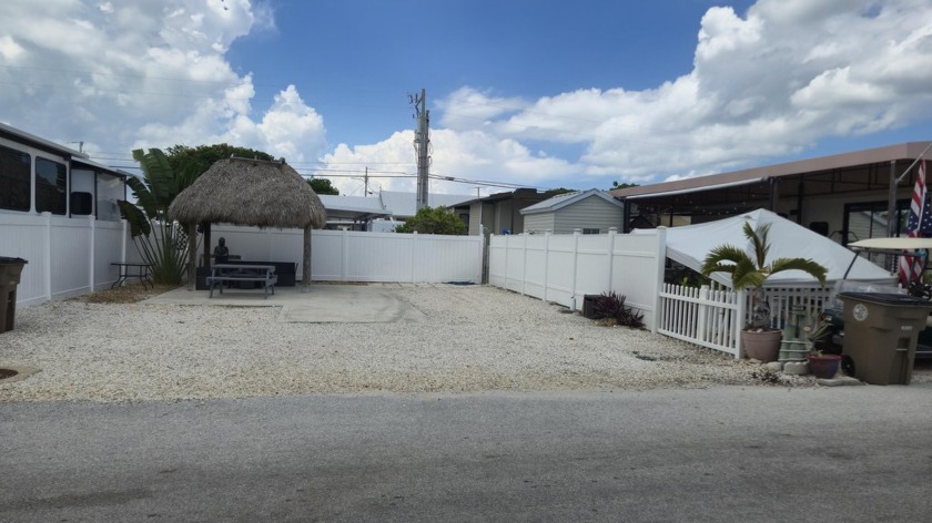 Welcome to Calusa -- Your Gateway to the Florida Keys - Beach Lot for sale in Key Largo, Florida on Beachhouse.com