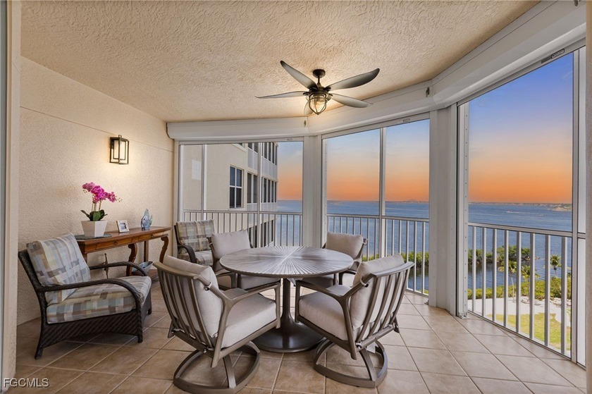 BREATHTAKING VIEWS OF THE RIVER AND DOWNTOWN FORT MYERS ARE - Beach Condo for sale in Fort Myers, Florida on Beachhouse.com