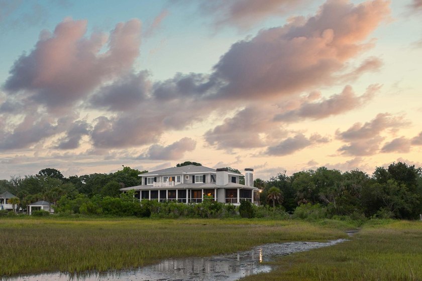 2302 Raven Drive is an exceptional coastal retreat located in - Beach Home for sale in Sullivans Island, South Carolina on Beachhouse.com
