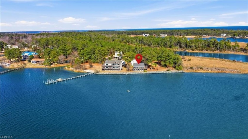 Charming waterfront cottage with a detached carriage house - Beach Home for sale in Seaford, Virginia on Beachhouse.com