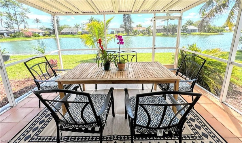 This charming 3 bedroom, 2 bathroom home offers breathtaking - Beach Home for sale in Naples, Florida on Beachhouse.com