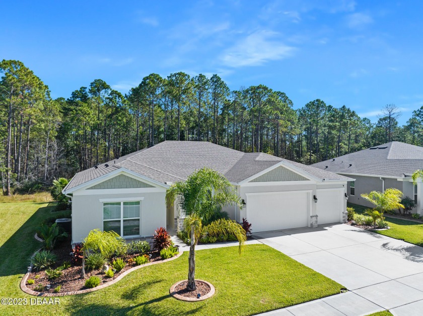 Welcome home to the Cypress Trail Community. This modern - Beach Home for sale in Ormond Beach, Florida on Beachhouse.com