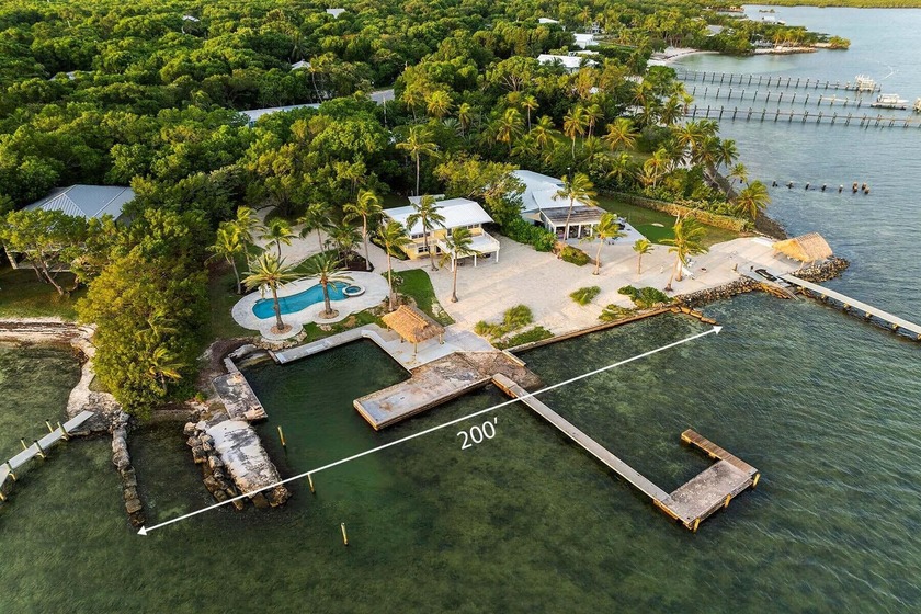 RARE BAYFRONT ACREAGE WITH 200 FEET OF WATERFRONT - A rare - Beach Home for sale in Key Largo, Florida on Beachhouse.com