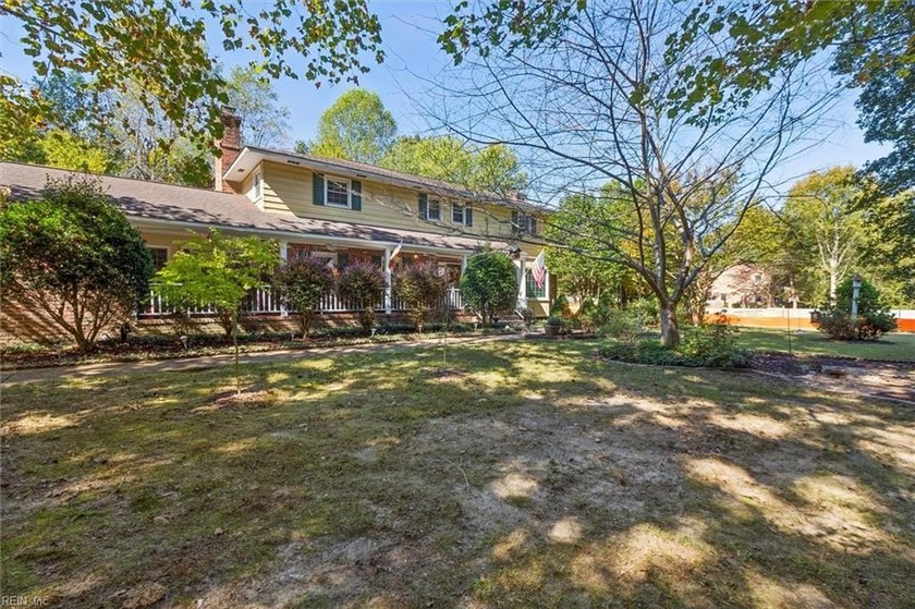 Welcome to this beautiful Colonial Williamsburg-style home in - Beach Home for sale in Williamsburg, Virginia on Beachhouse.com