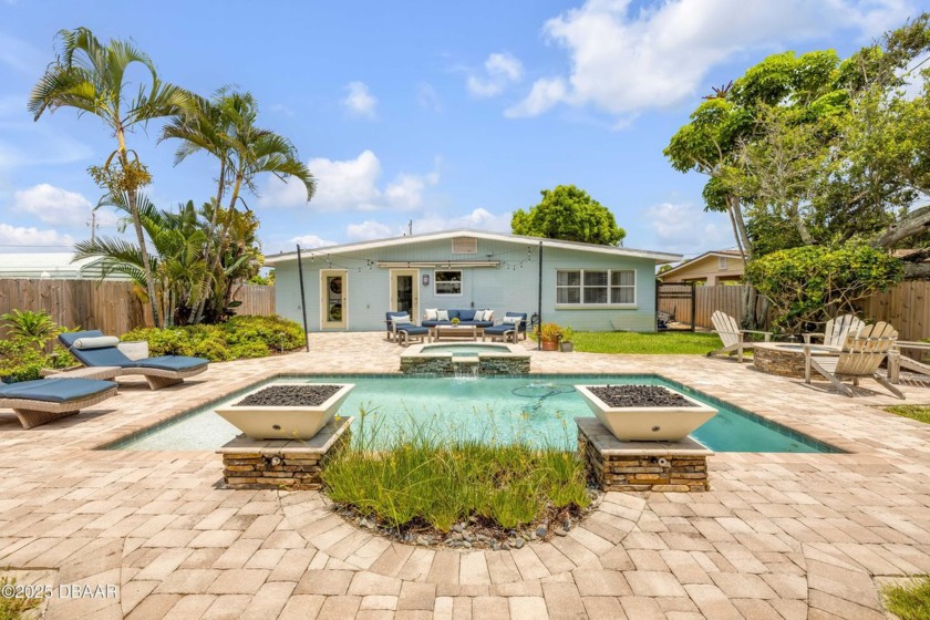 Move-in ready Beachside pool home. Just a few blocks to Flagler - Beach Home for sale in New Smyrna Beach, Florida on Beachhouse.com
