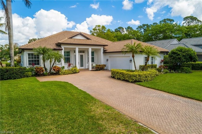 Outstanding value in Wilshire Lakes Expansive home sits on a - Beach Home for sale in Naples, Florida on Beachhouse.com
