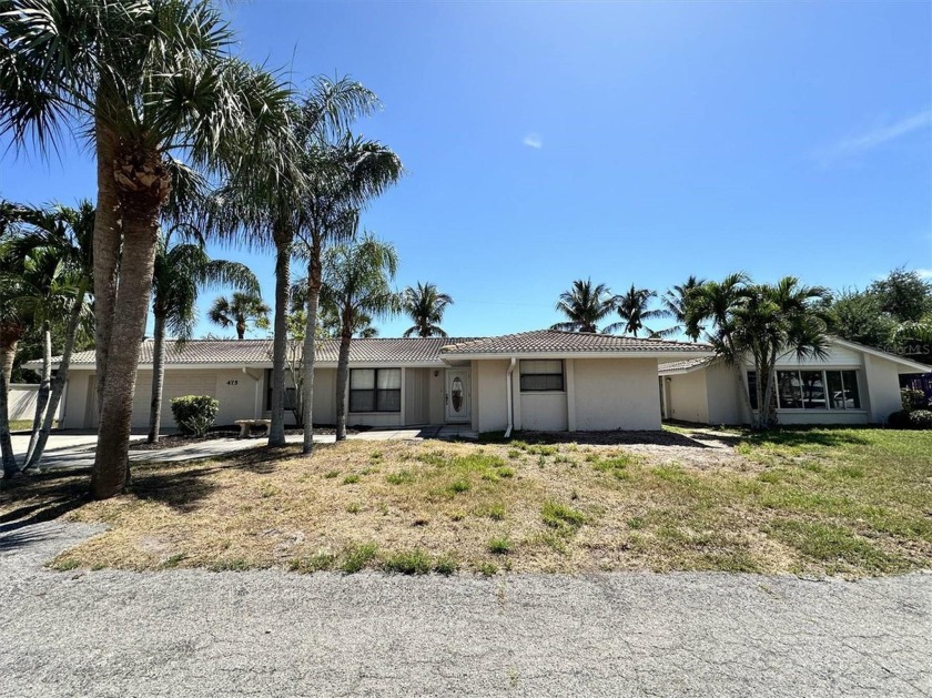 CLOSE TO BEACH WITH DEEDED WATER ACCESS FOR BOAT.  Capture the - Beach Home for sale in Nokomis, Florida on Beachhouse.com