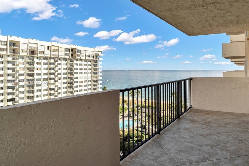 Ideal as a full-time residence or the perfect coastal getaway - Beach Condo for sale in Lauderdale BY The Sea, Florida on Beachhouse.com