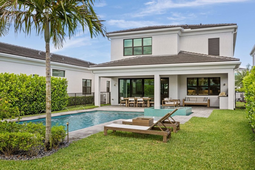 Modern sophistication meets effortless indoor-outdoor living - Beach Home for sale in Palm Beach Gardens, Florida on Beachhouse.com