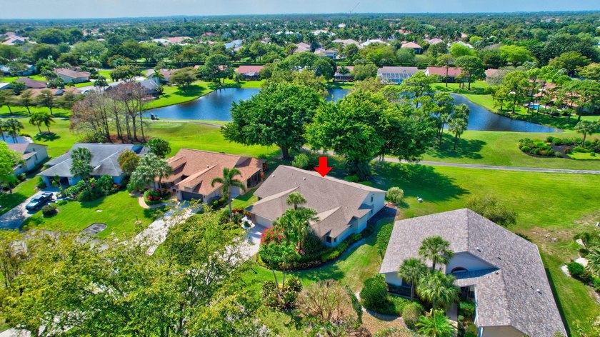 Rare Seculded Estate Home w/ Views of a Lake & a Butterfly - Beach Home for sale in Delray Beach, Florida on Beachhouse.com