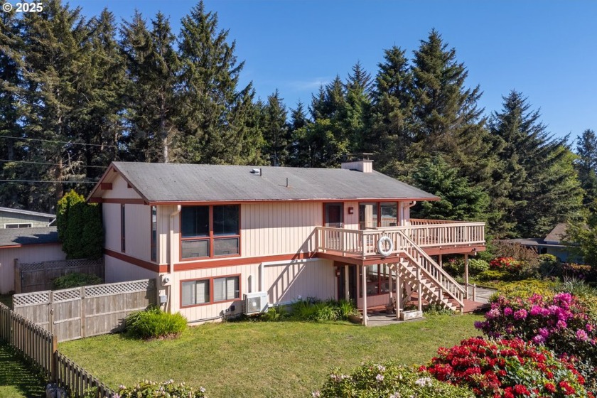 Spacious ''80's Vibe'' cedar home with views of the bay and - Beach Home for sale in Netarts, Oregon on Beachhouse.com