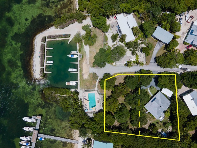 Welcome to your private oasis in the heart of Islamorada - Beach Home for sale in Plantation Key, Florida on Beachhouse.com