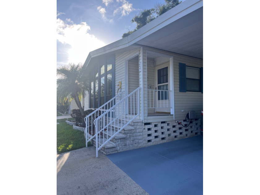 45 plus Cash Buyer         Special promotion!!! Welcome home - Beach Home for sale in Clearwater, Florida on Beachhouse.com