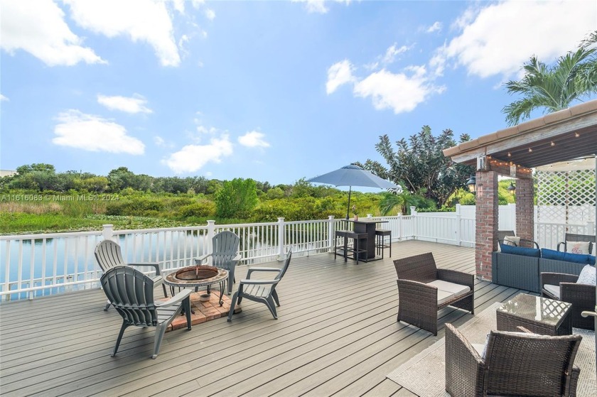 Welcome to Waterfront Serenity in Silver Shores! Discover the - Beach Home for sale in Miramar, Florida on Beachhouse.com