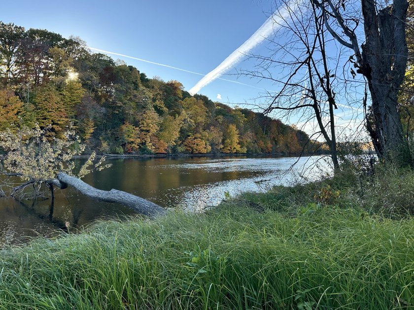 Exceptional St. Joseph River property awaits your building plans - Beach Lot for sale in Benton Harbor, Michigan on Beachhouse.com