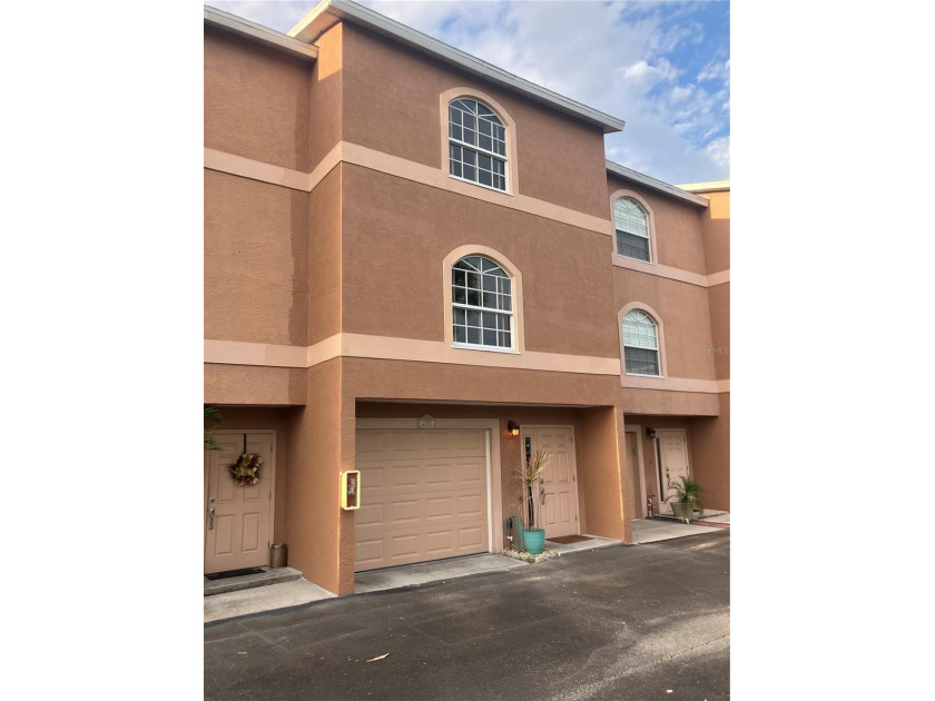 Significant Price reduction! No storm damage and turn key ready - Beach Townhome/Townhouse for sale in St. Petersburg, Florida on Beachhouse.com