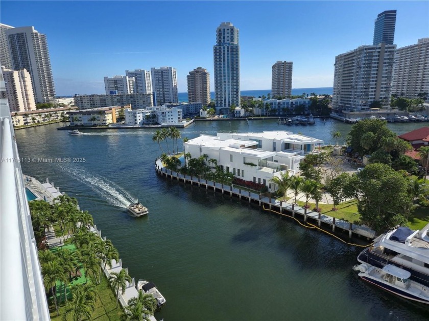 RARELY COMES ON THE MARKET!!!-The most desirable corner line in - Beach Condo for sale in Hallandale Beach, Florida on Beachhouse.com