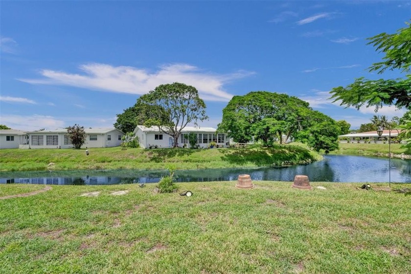***LARGE, PIE-SHAPED, WATERFRONT LOT.*** Retirement is easy in - Beach Home for sale in Margate, Florida on Beachhouse.com