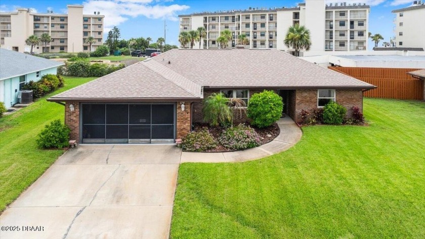 Just Seconds from the Beach! This charming 3-bedroom, 2-bath - Beach Home for sale in Ormond Beach, Florida on Beachhouse.com